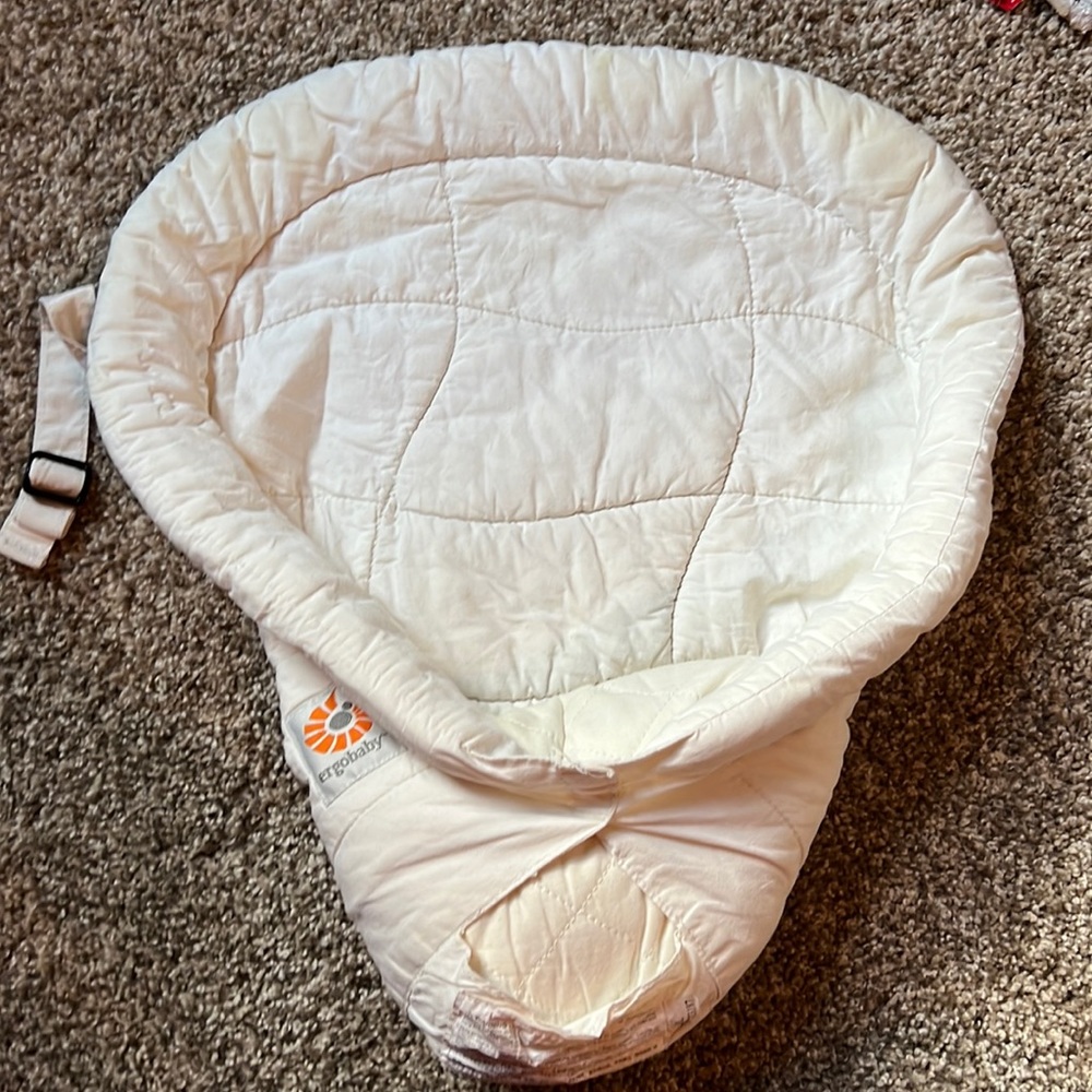 Ergobaby infant insert